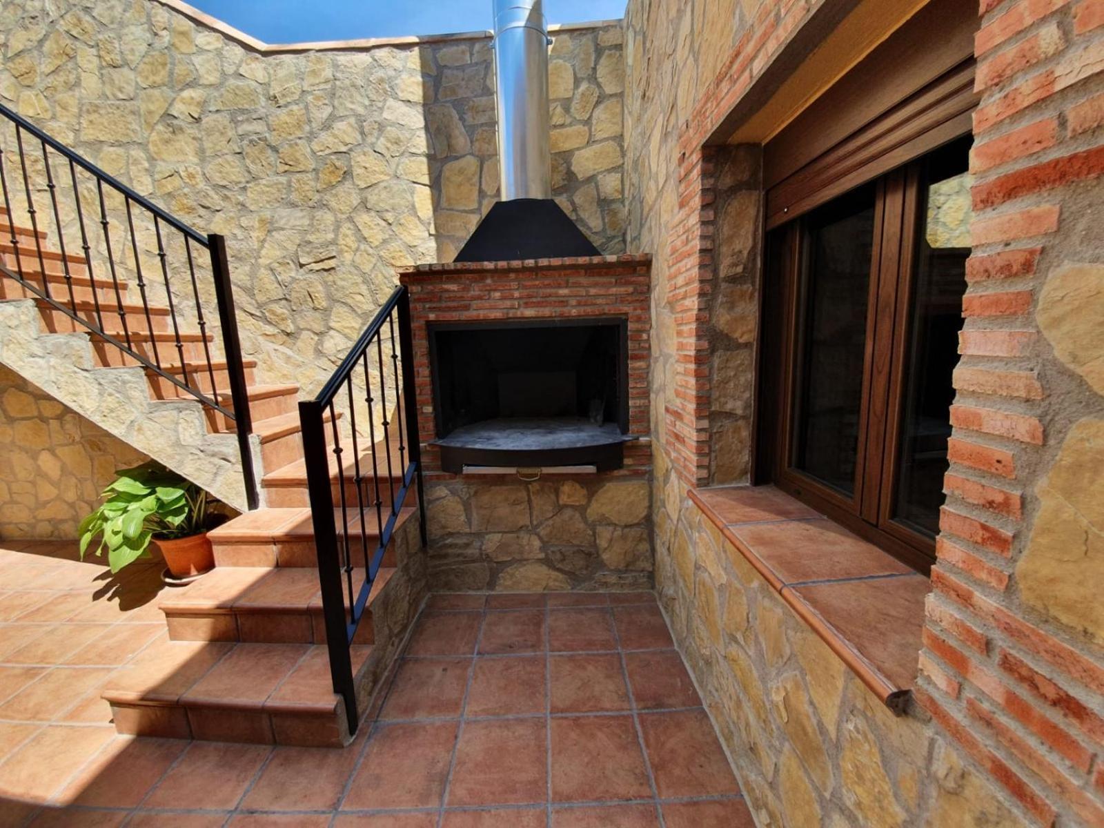 Casa Rural Del Pantano 4 Estrellas Buenache de Alarcon Exterior photo